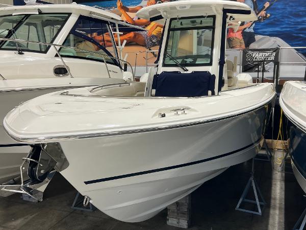 2025 Boston Whaler 280 Outrage