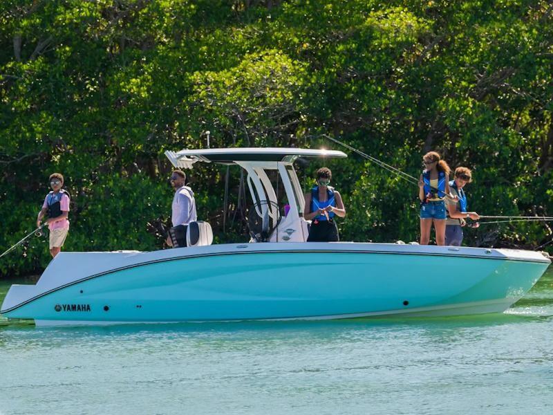 2025 Yamaha Boats 255 FSH Sport E
