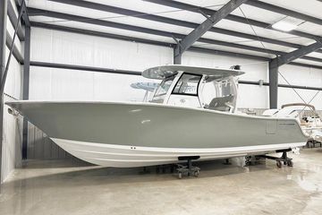 2025 Sportsman Open 302 Center Console