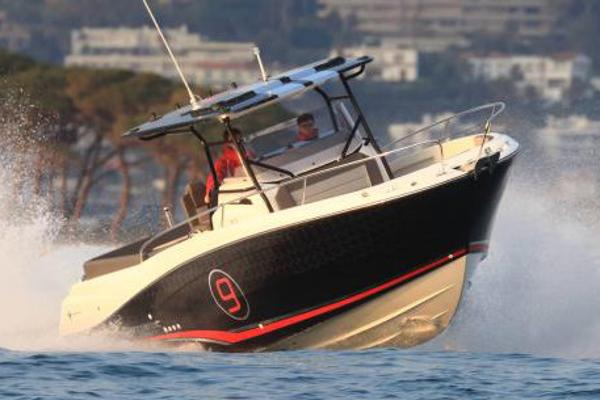 Jeanneau Leader 9.0 CC Manufacturer Provided Image