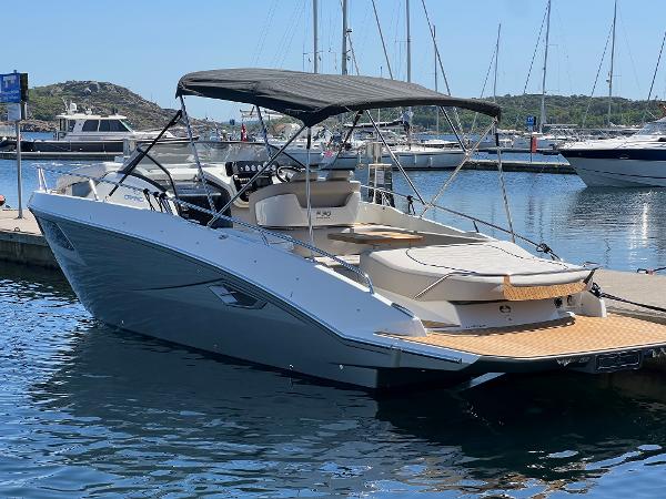 2023 Cranchi E30 Endurance