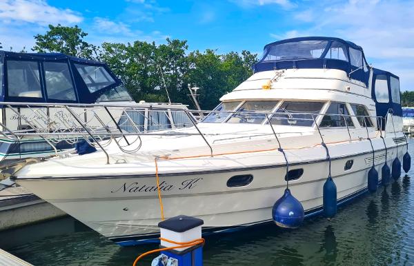 1992 Princess 435