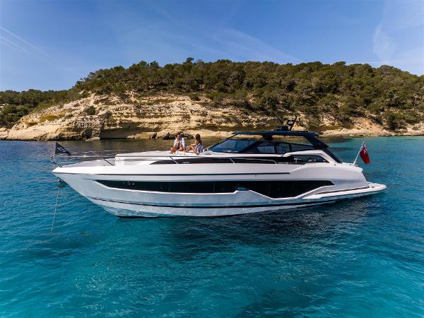 2025 Sunseeker Superhawk 55