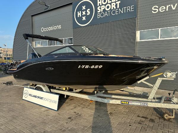 Sea Ray SPX 190 Outboard 2018 Sea Ray SPX 190 Outboard boat at Holland Sport Boat Centre.