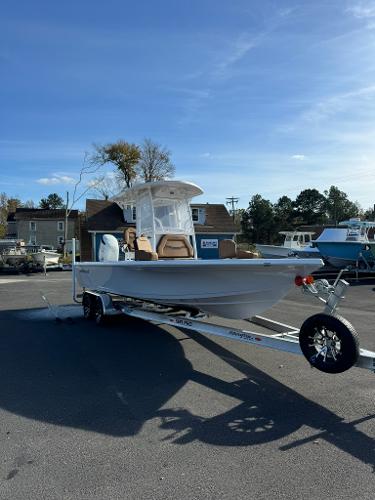 2025 Sea Pro 250 Bay