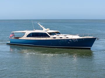 2025 Palm Beach Motor Yachts PB70