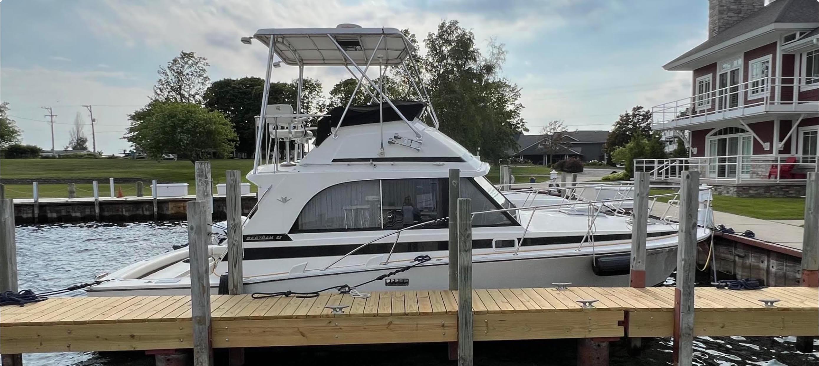 1987 Bertram Flybridge Cruiser