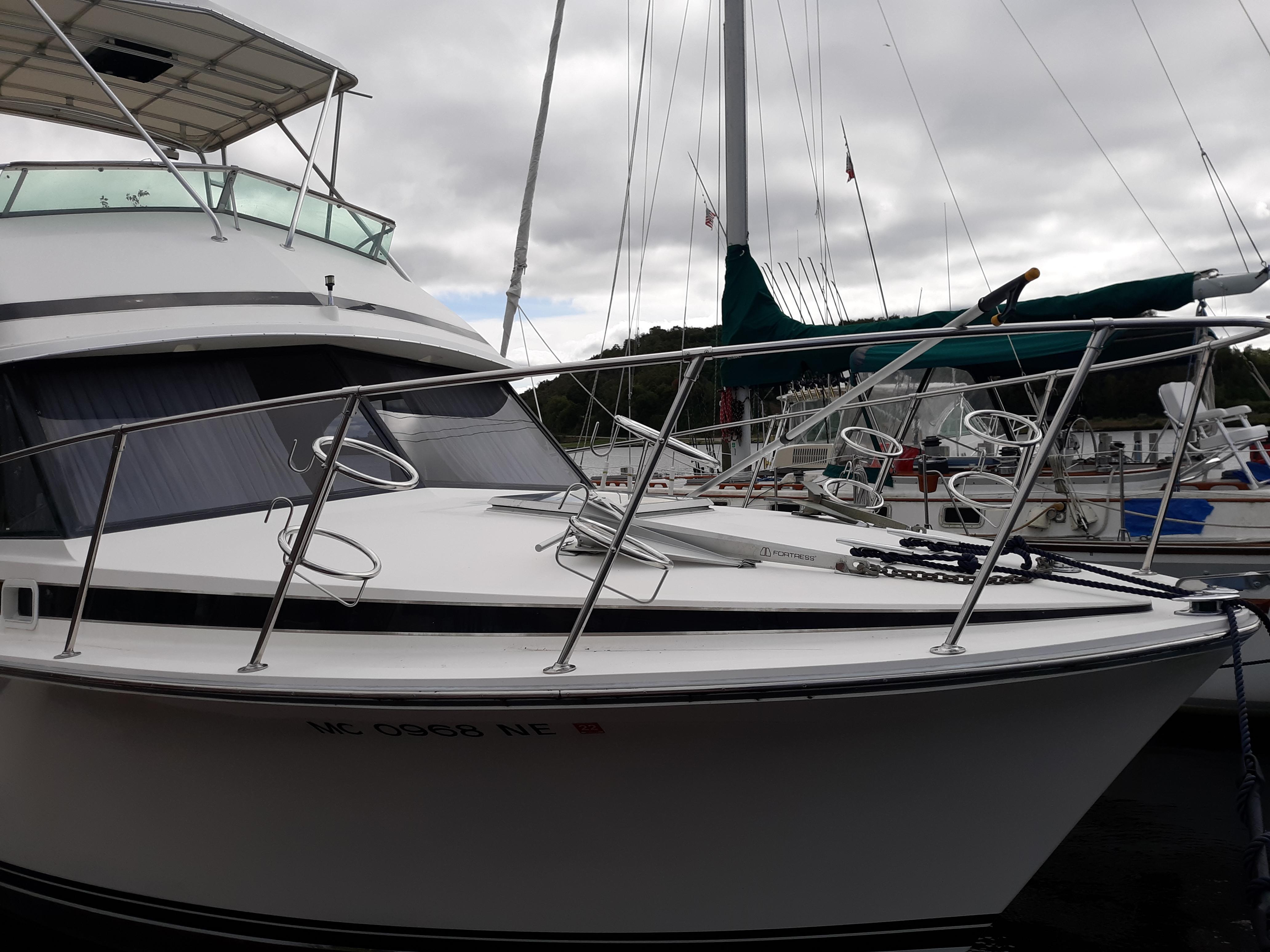 1987 Bertram Flybridge Cruiser