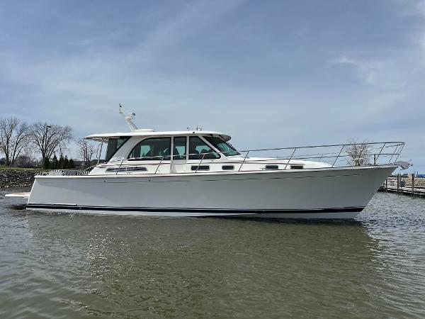 2025 Sabre 45 Salon Express