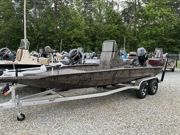 2026 Xpress X21 Bay