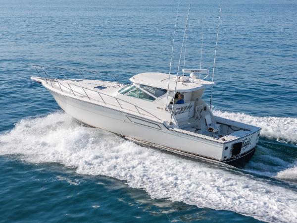 1992 Tiara Yachts 4300 Open
