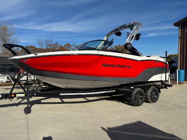 2025 MasterCraft NXT21