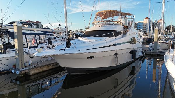 2002 Silverton 410 Sport Bridge
