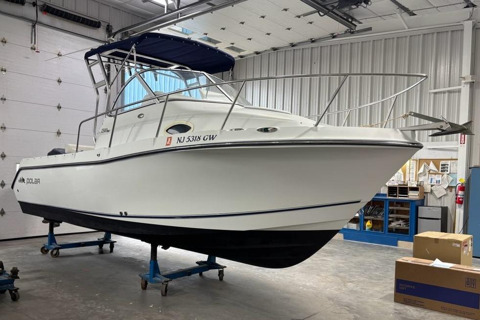 2005 Polar 2300