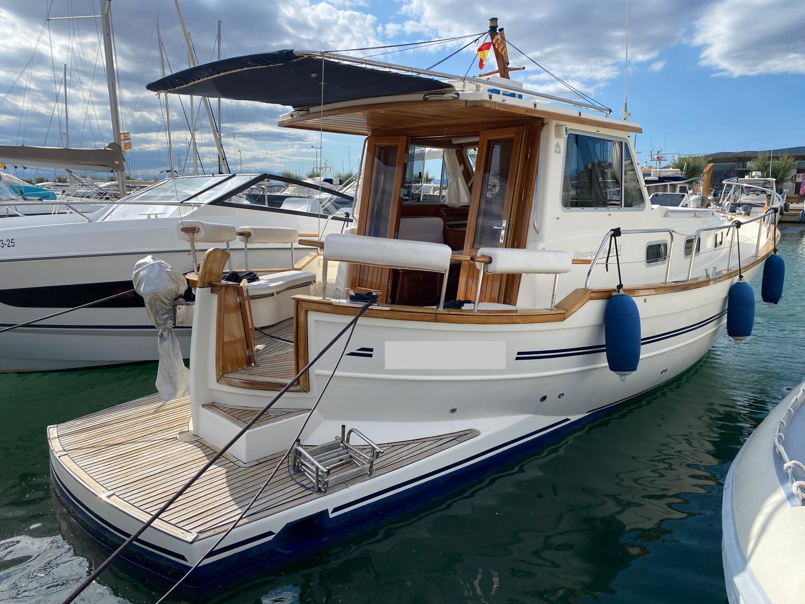 2008 Menorquin Yacht 110