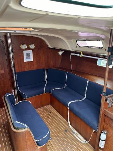 1992 Beneteau Moorings 405