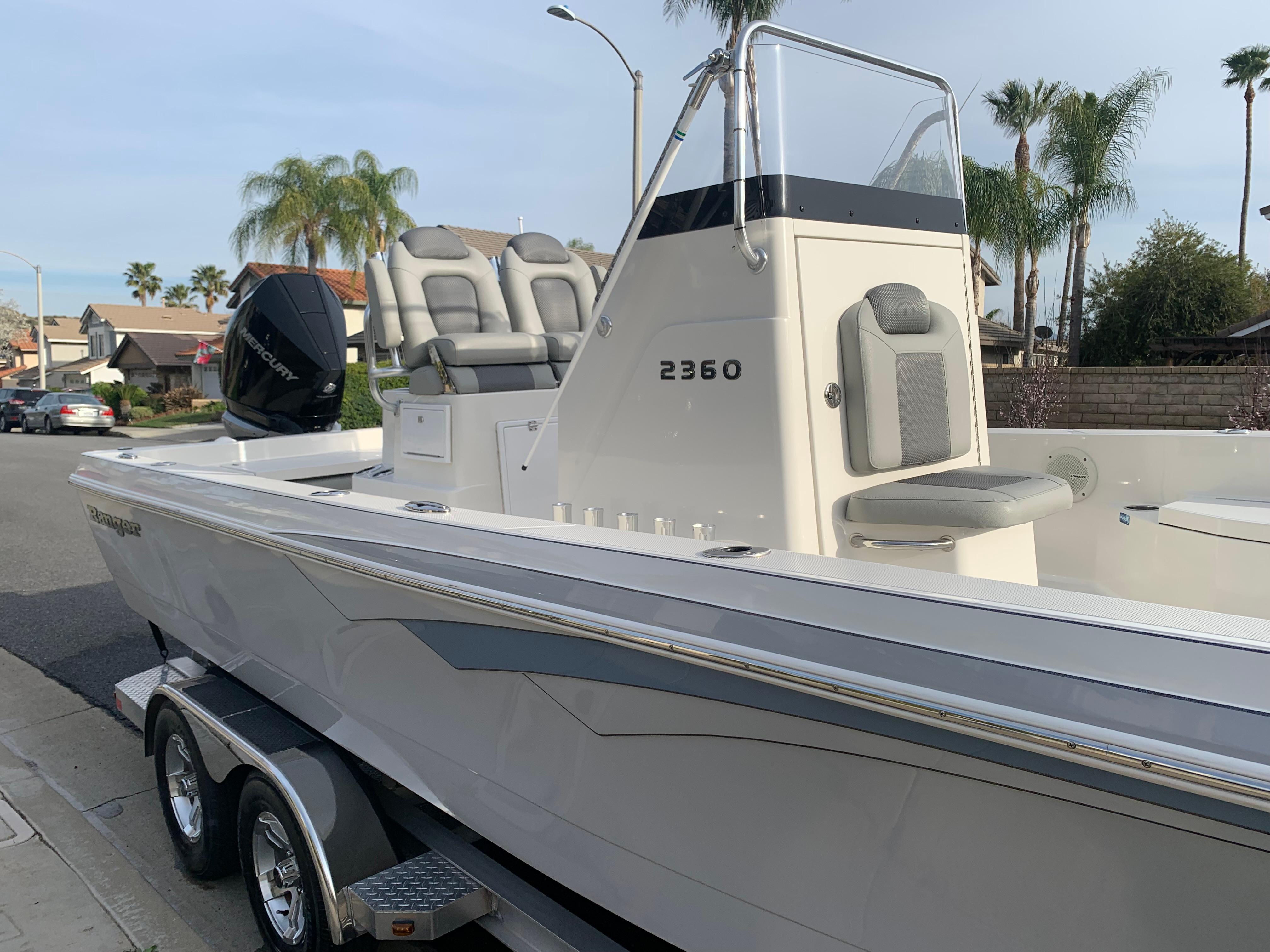 2020 Ranger 2360 Bay