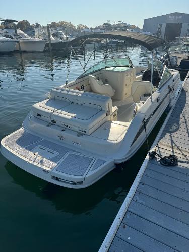 2008 Sea Ray 230 Sundeck