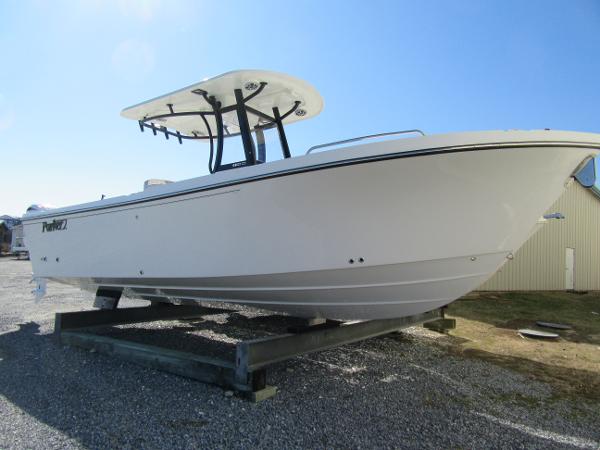 2025 Parker 2600 Center Console
