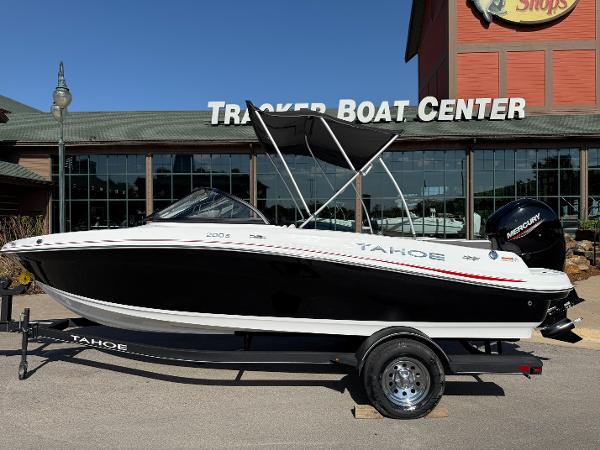 Tahoe 200 S 2024 Tahoe 200 S boat at Tracker Boat Center, black and white design.