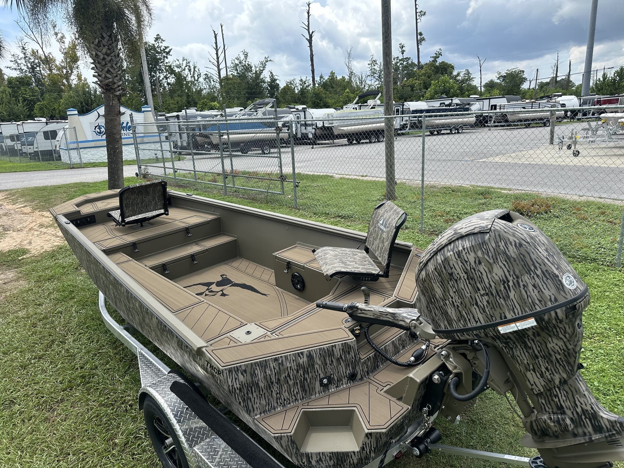 2026 Thor Lake Hammer 1754 TIMBER HAMMER WITH SEADECK