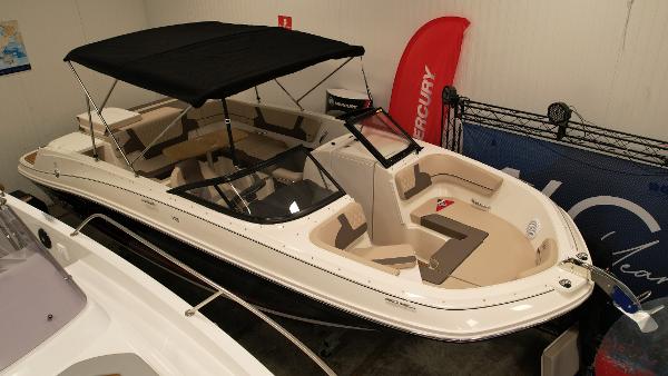 2024 Bayliner VR6 Bowrider I/O