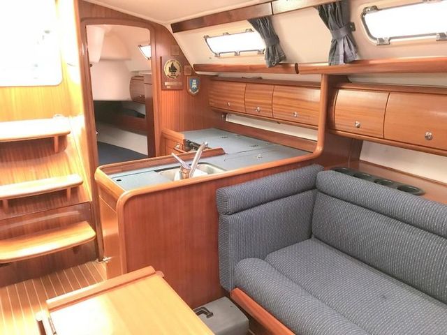 Bavaria 36