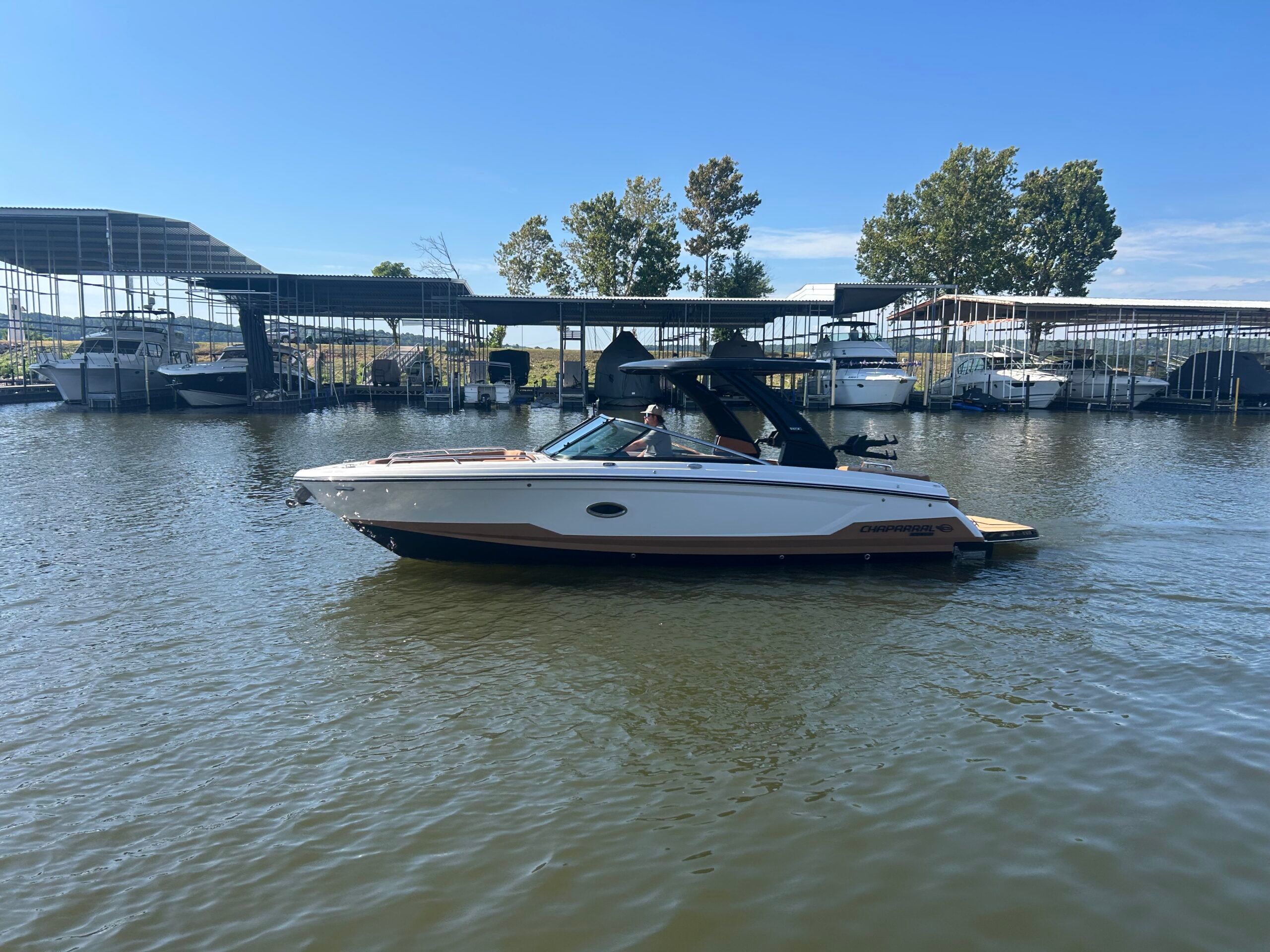 2025 Chaparral 30 Surf