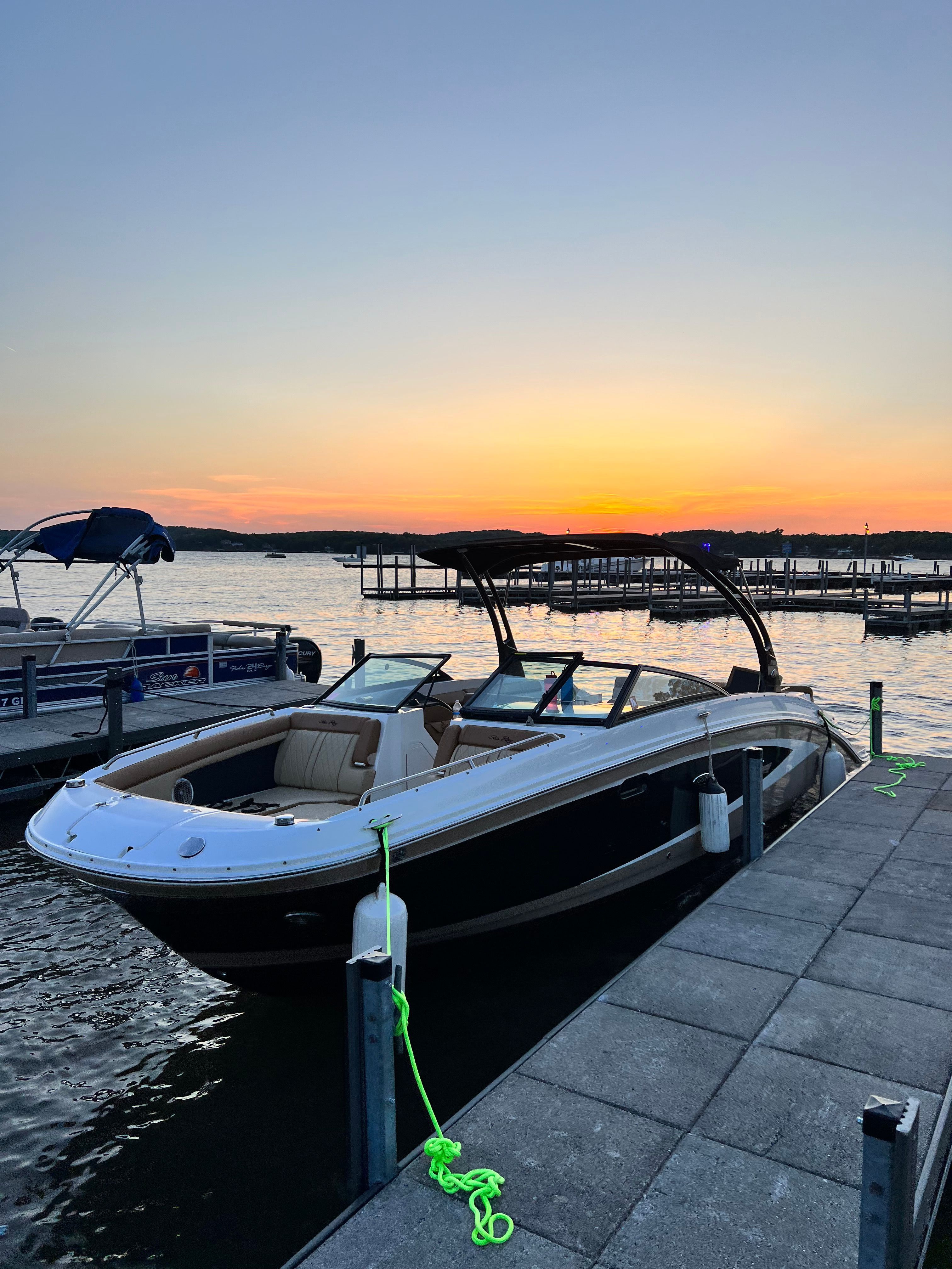2015 Sea Ray 270 Sundeck