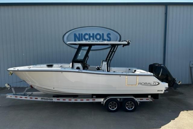 Robalo R270