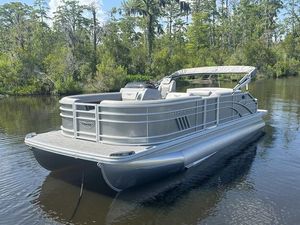 Bennington 22 LSB