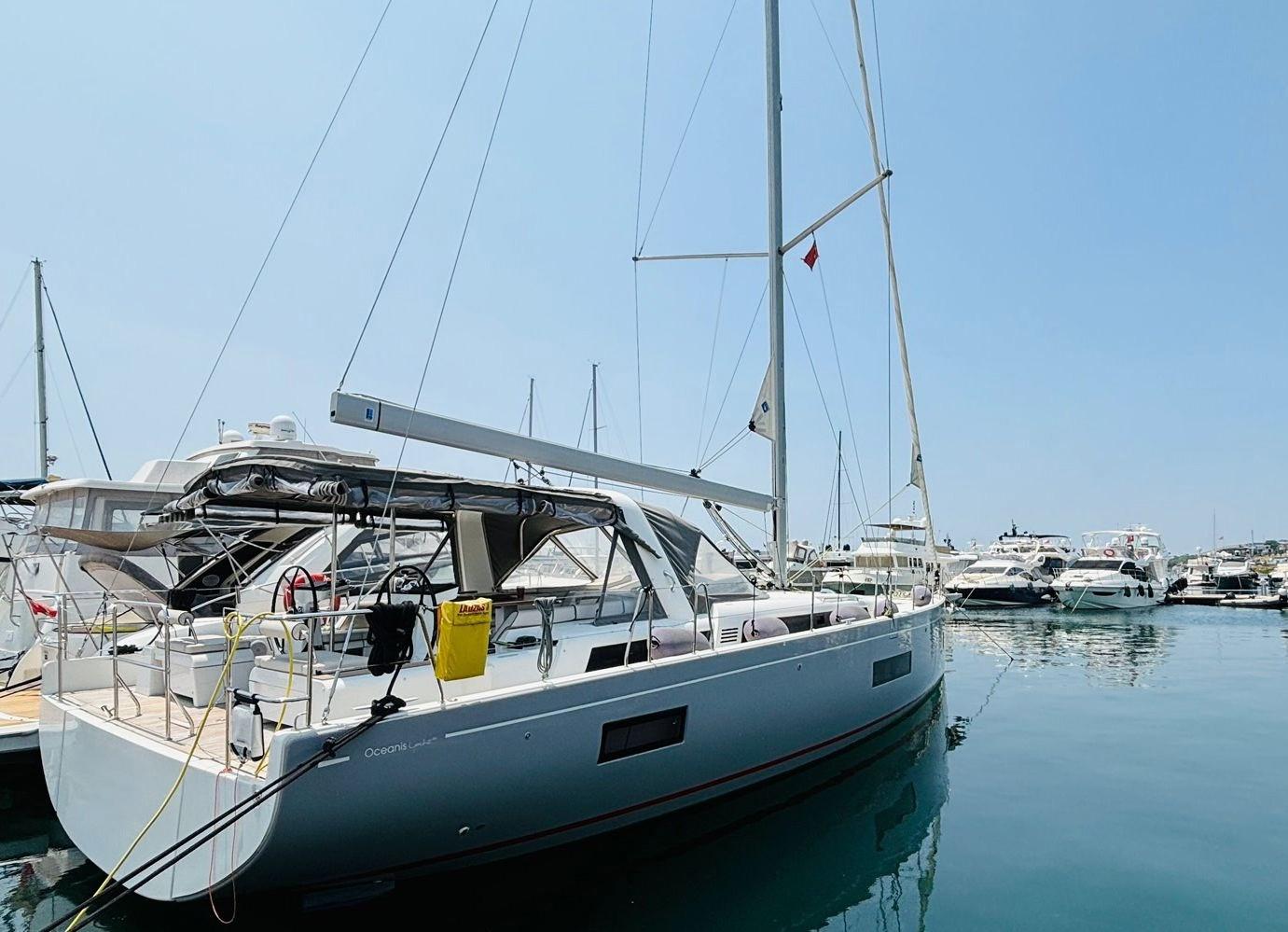 2024 Beneteau Oceanis Yacht 54