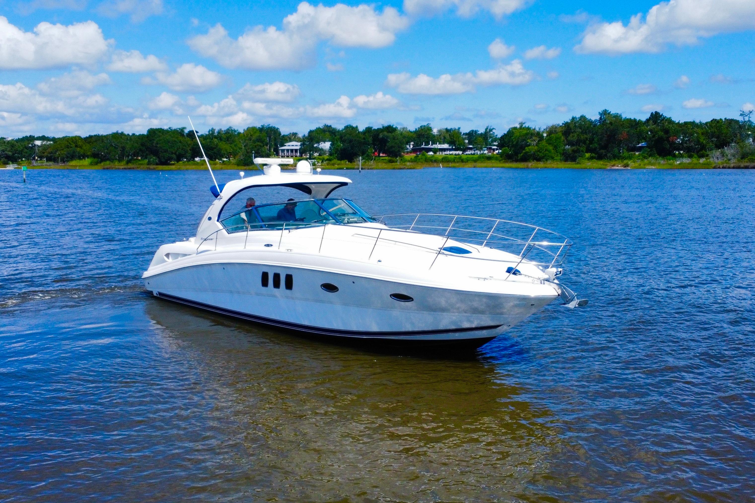 2010 Sea Ray 390 Sundancer