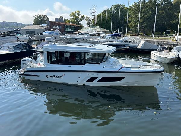2023 Quarken 27 Cabin