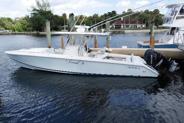Venture 34 Cuddy 2004 Venture - Exterior profile on the water
