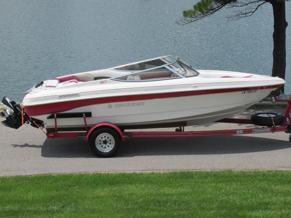 Rinker Captiva 170 OB: Spry Little Bowrider - boats.com