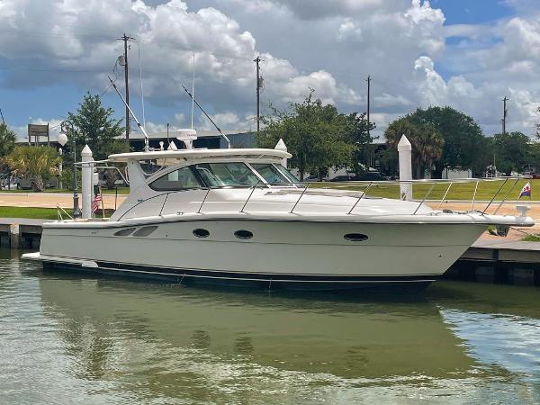 2002 Tiara Yachts 3800 Open