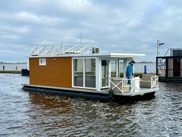 2022 Havenlodge Melite Houseboat