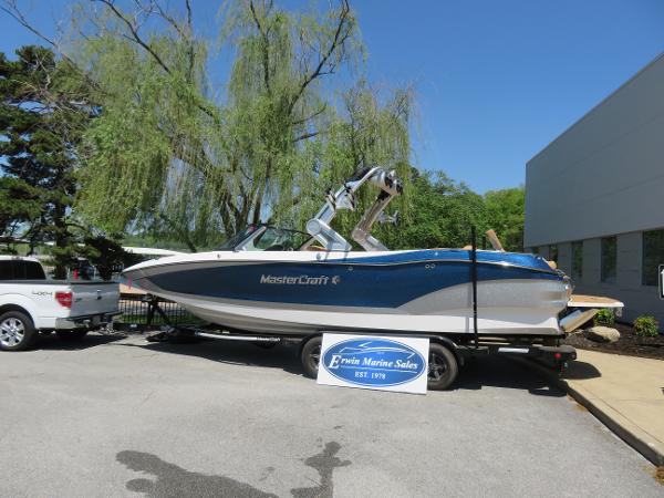 2023 MasterCraft X26