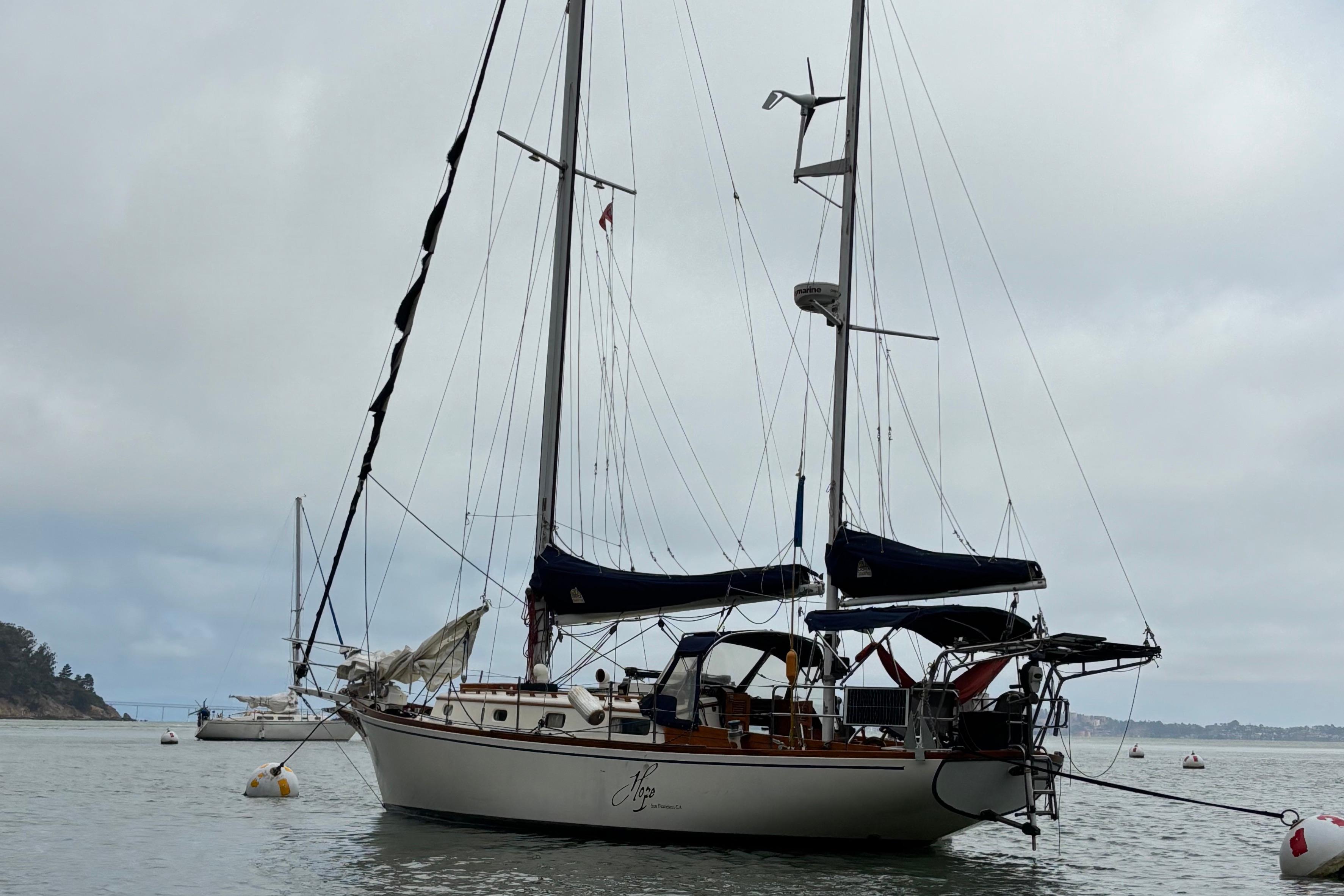 1975 Fuji 35 Ketch