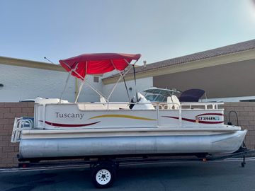 2006 Godfrey Tuscany 2080