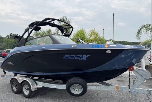 2024 Yamaha Boats 222XD