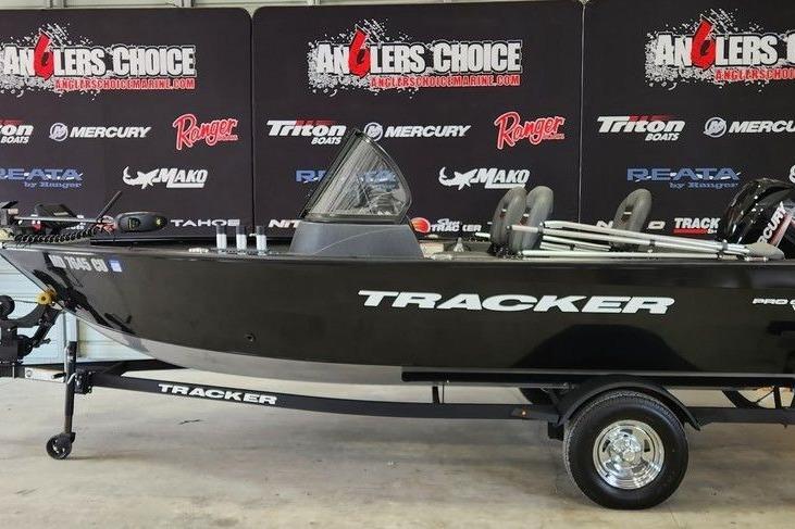 2025 Tracker Pro Guide V-16 WT