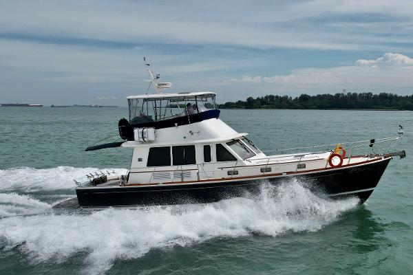 2005 Grand Banks 47 Eastbay FB