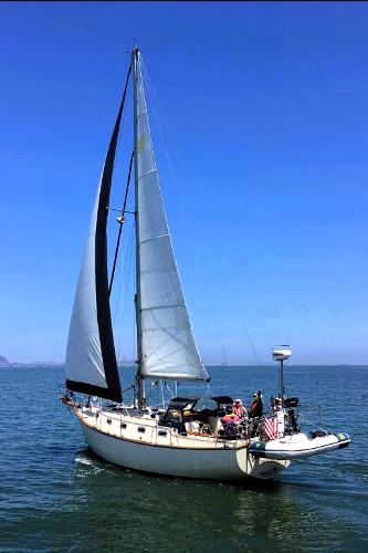 Island Packet 35