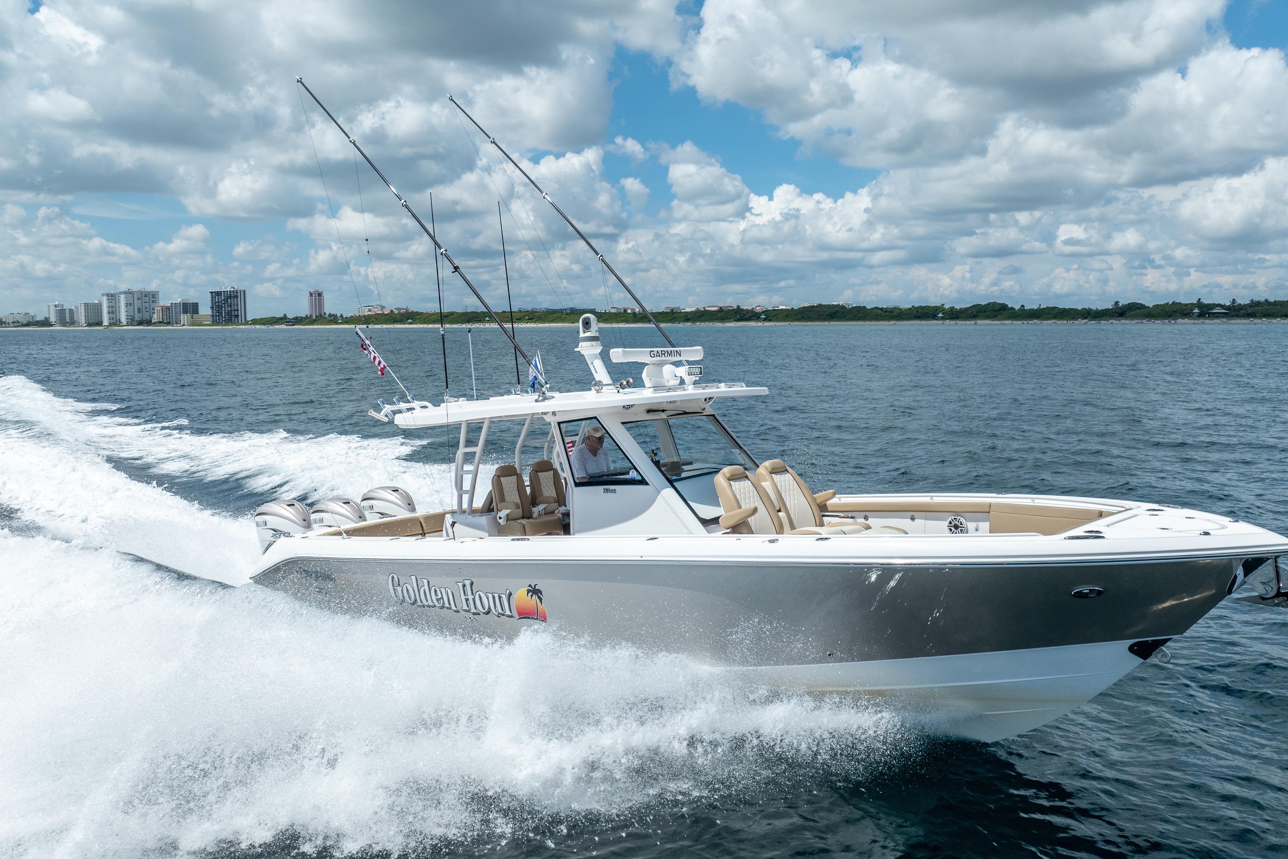 2021 Everglades 395 Center Console