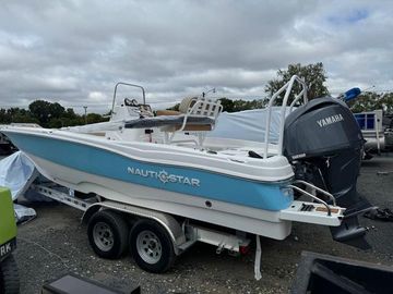 2025 NauticStar 211 Hybrid With 200 HP Yamaha
