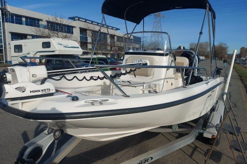 2017 Boston Whaler 180 Dauntless