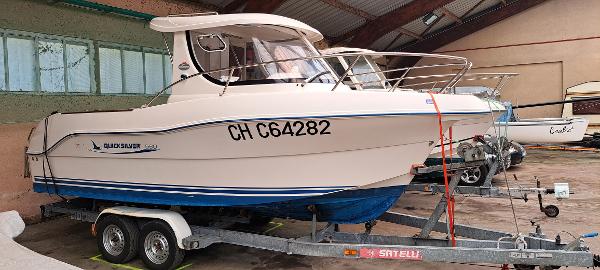 Quicksilver 580 Pilothouse