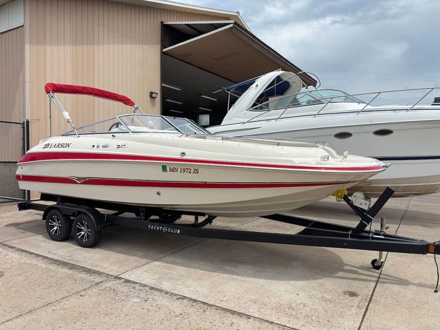 2003 Larson Escape 234